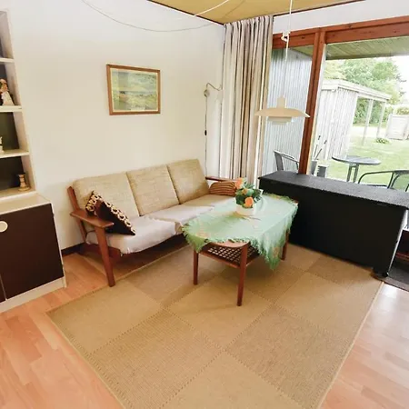 Three-bedroom In Sydals *